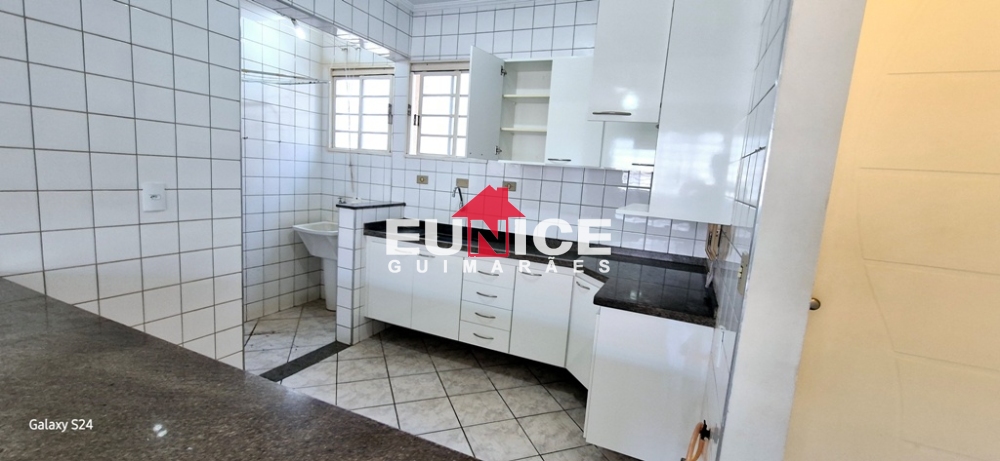 Apartamento Venda condomínio Europa. R$ 190 mil